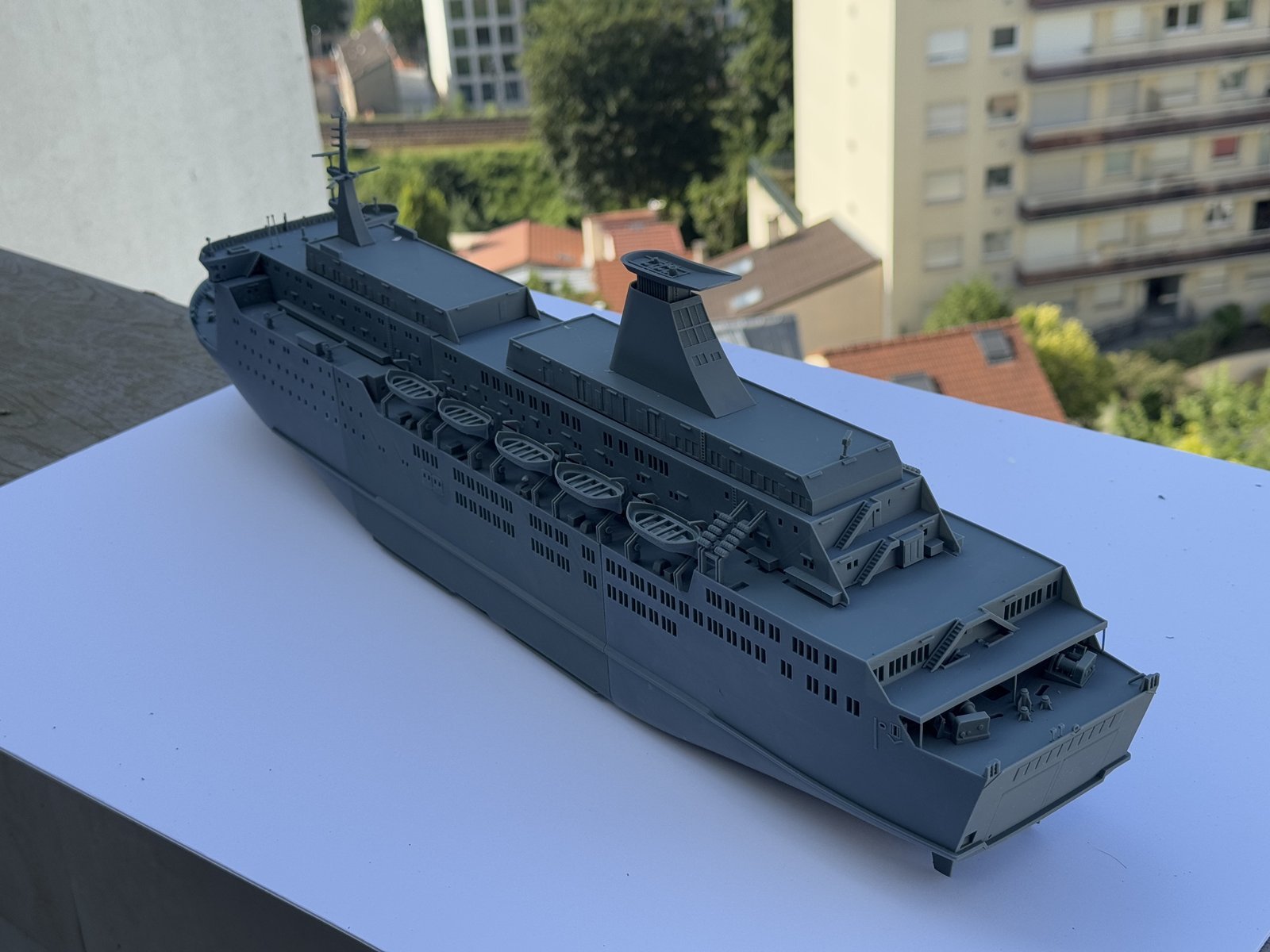 MS Olau Britannia ferry 1/250 100-pieces model kit - Image 9